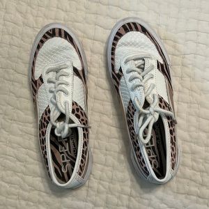 Sperry Sneakers